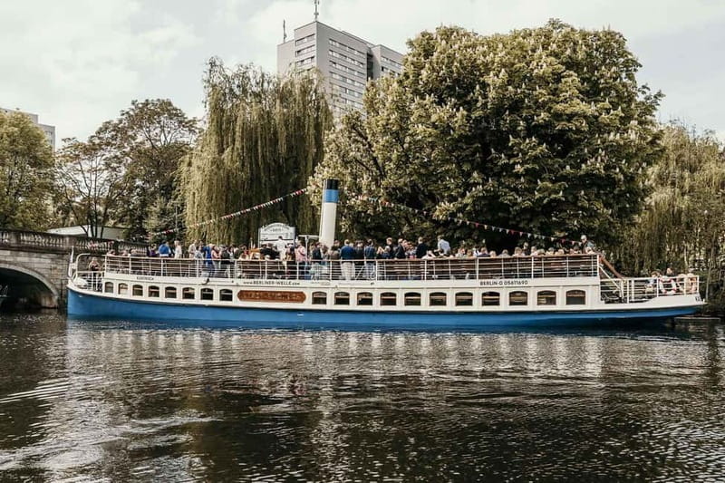 1h Berlin-Cruise with 140 year old electrified steamship - Is $22 a good value?