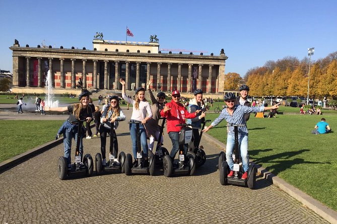 3 Hours Segway Discovery Tour Berlin - Brandenburg Gate and the government quarter