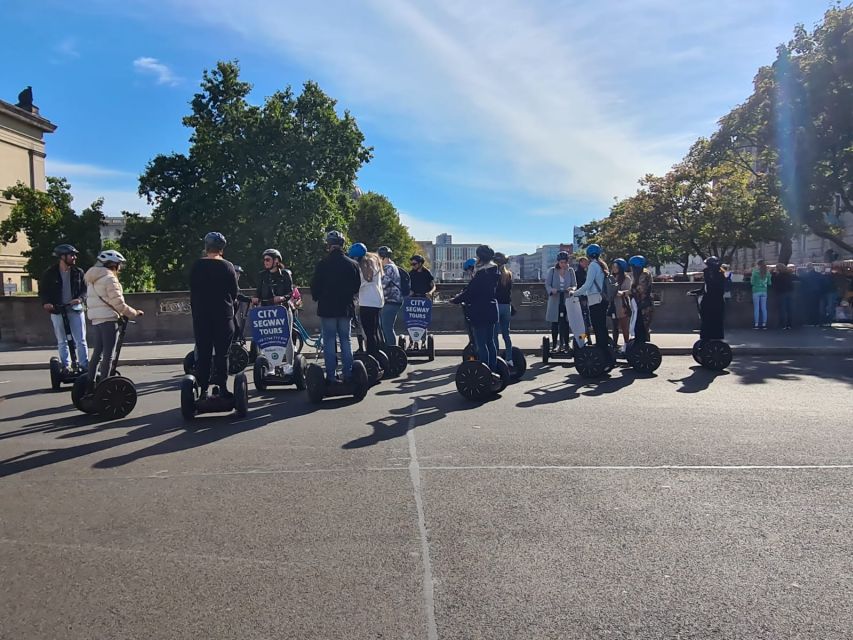 3h-Berlin: Private Sightseeing Segway Tour - How much history will you hear?