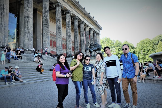 5hours: Guide, Chauffeur & Photographer in Berlin private Tour - The Berlin Wall, KulturBrauerei, and East Berlin