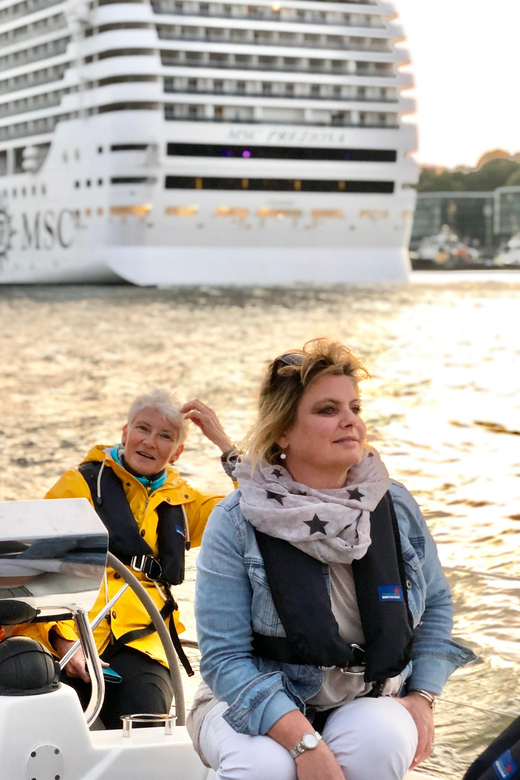 "After Work" - Sailing-Yacht Cruising Event, Hamburg/Elbe - From Övelgönne to the Airbus factory