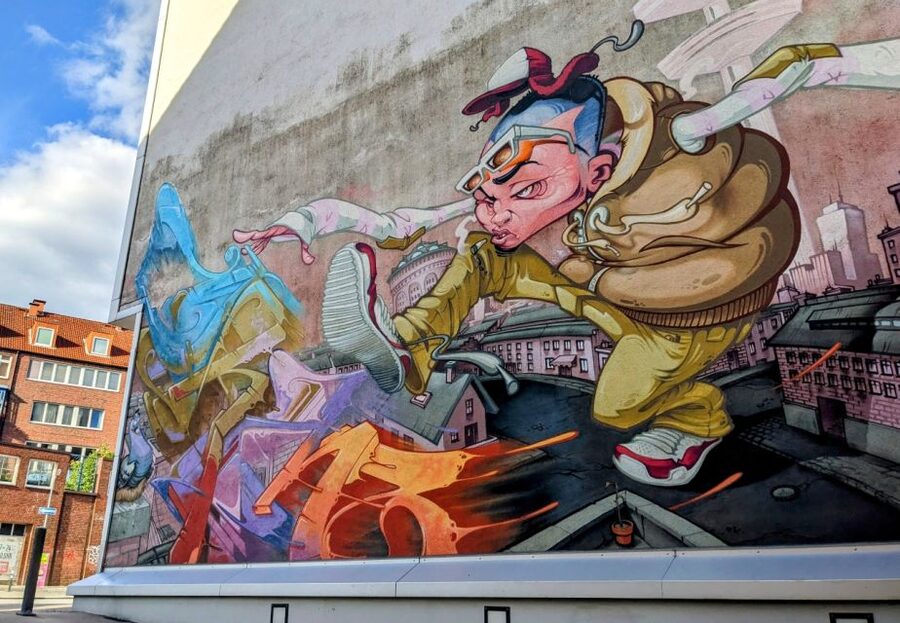Alternative Hamburg / Street Art Private Tour - Karoviertel, cafés, and the creative everyday