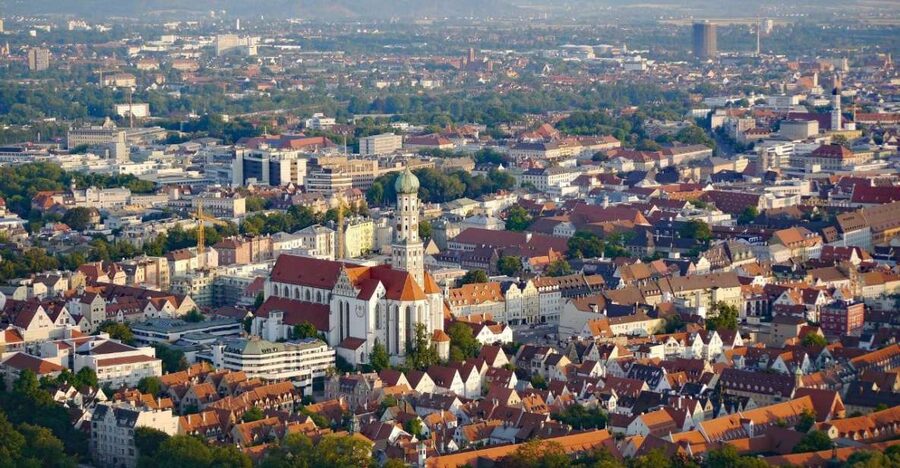 Augsburg: Historical Highlights Private Walking Tour - Berthold Brecht’s birthplace and Augsburg’s literary side