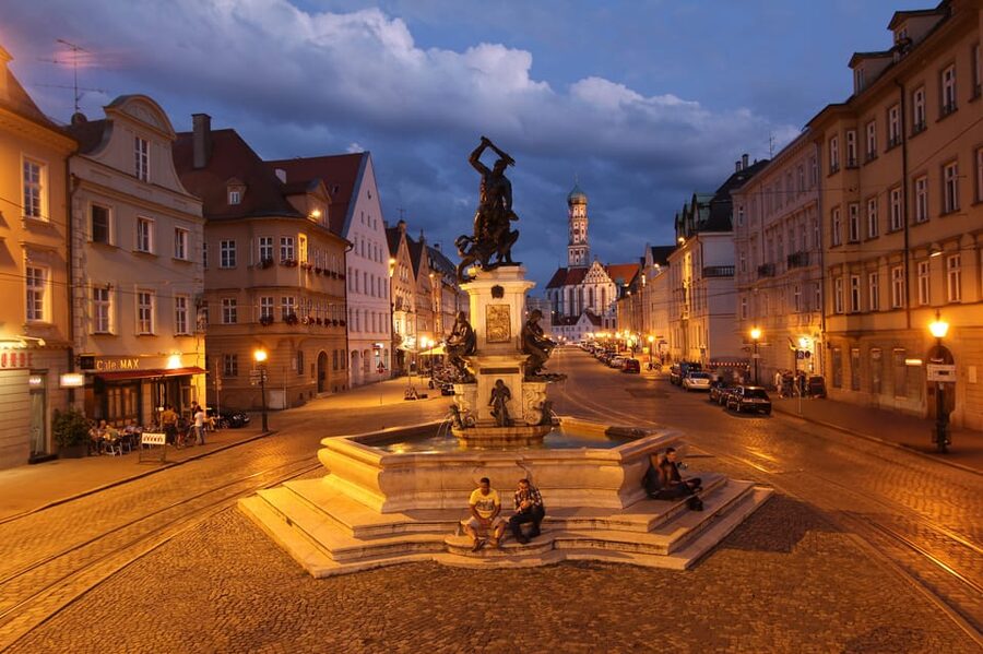 Augsburg: Illuminated Guided Evening Walking Tour - Walking the Imperial Mile on Maximilianstraße
