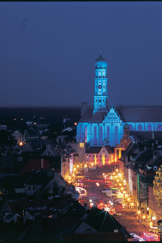 Augsburg: Illuminated Guided Evening Walking Tour - Should you book the illuminated Augsburg walk?