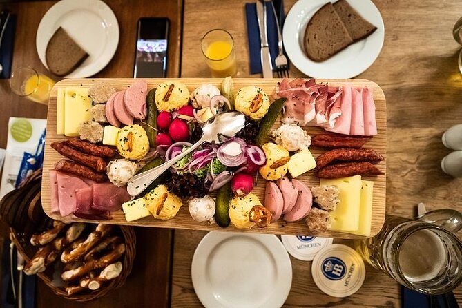 Bavarian Beer and Food Evening Tour in Munich - How much beer and food do you really get?