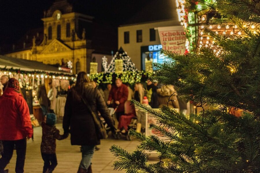 Bayreuth: Christmas city tour in German - Why this two-hour walk works so well in December