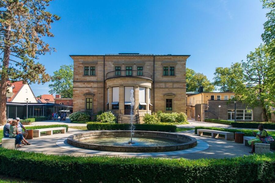 Bayreuth: Private Guided Walking Tour - Starting at Wahnfried Museum with Richard Wagner