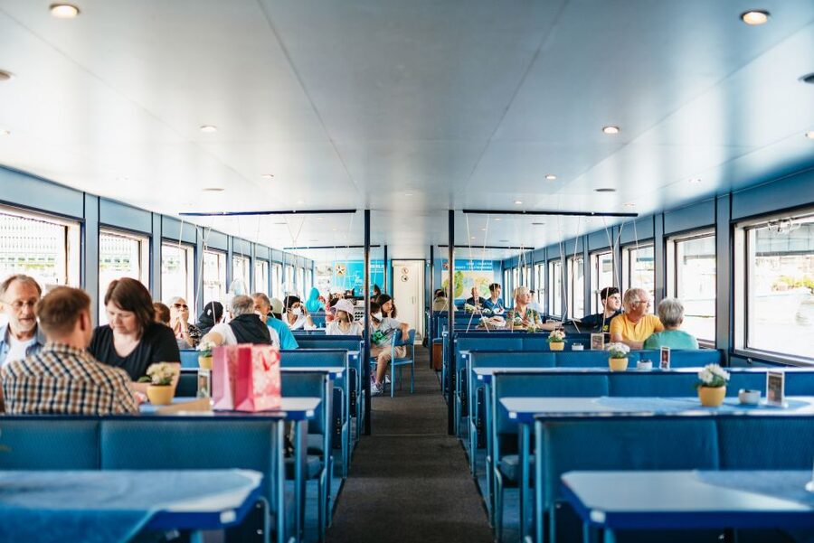 Berlin: 1-Hour City Tour by Boat with Guaranteed Seating - Key points to know before you board