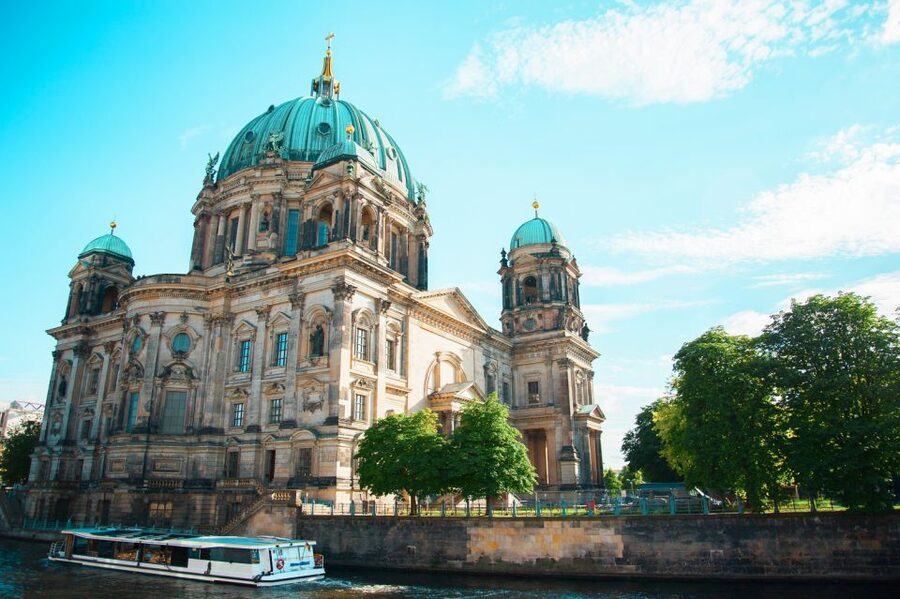 Berlin: 1-Hour Guided Tour of the Historic Center - The Berlin Palace and Humboldt Forum finish