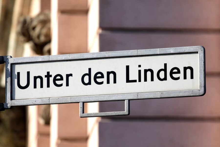 Berlin: 1-Hour Guided Tour of the Historic Center - What the one-hour pace feels like