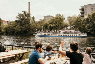 2.5-Hour Beer & Sunset Sightseeing Boat Cruise
