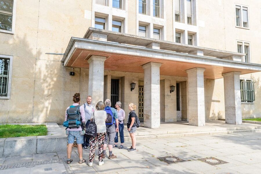 Berlin: 2.5-Hour Walking Tour through Kreuzberg 61 - Viktoriapark and the climb to Kreuzberg