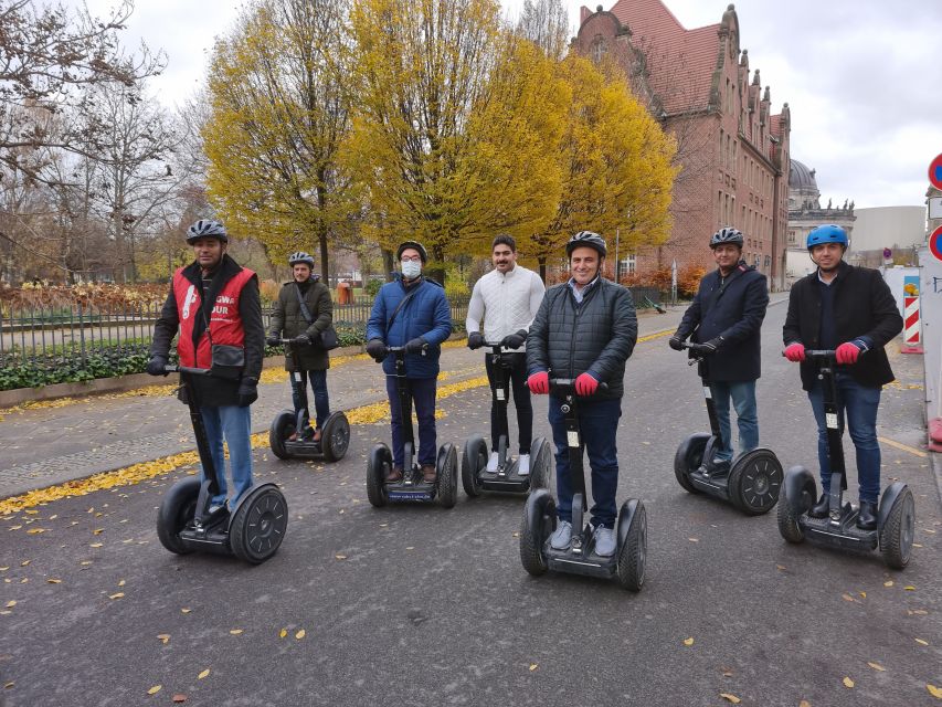 Berlin: 2-H VIP Private Guided Segway Tour - Learning To Control The Segway