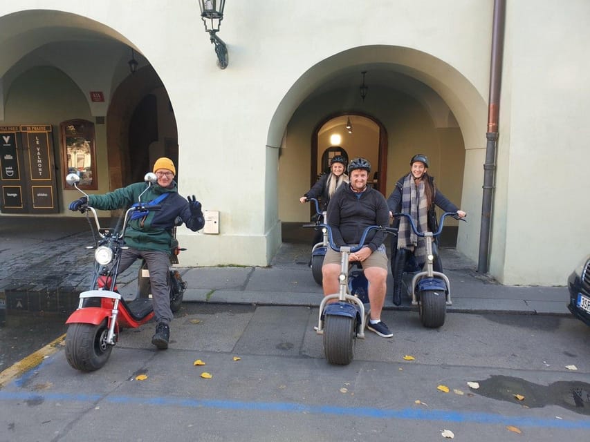 Berlin: 2-Hour City Guided Tour on a Fat Scooter - Getting started with practice and safety