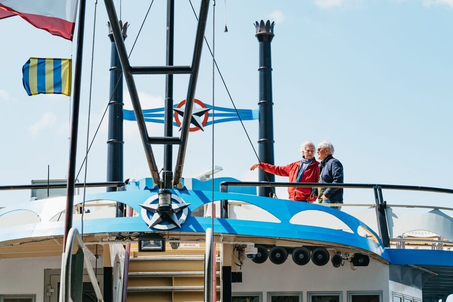 Berlin: 2-Hour Lake Oberhavel Cruise from Tegel - Weather, seating, and the on-board experience