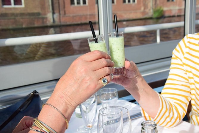 Berlin 3-Course Dinner Cruise - The Three-Course Dinner: Pleasant, Simple, and Not Fine Dining