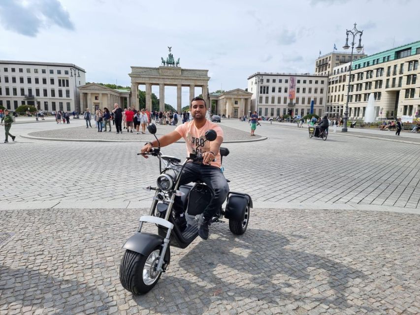 Berlin: 3-Hour Guided Small Group Fat Tire E-Scooter Tour - Getting started on Claire-Waldhoff-Straße