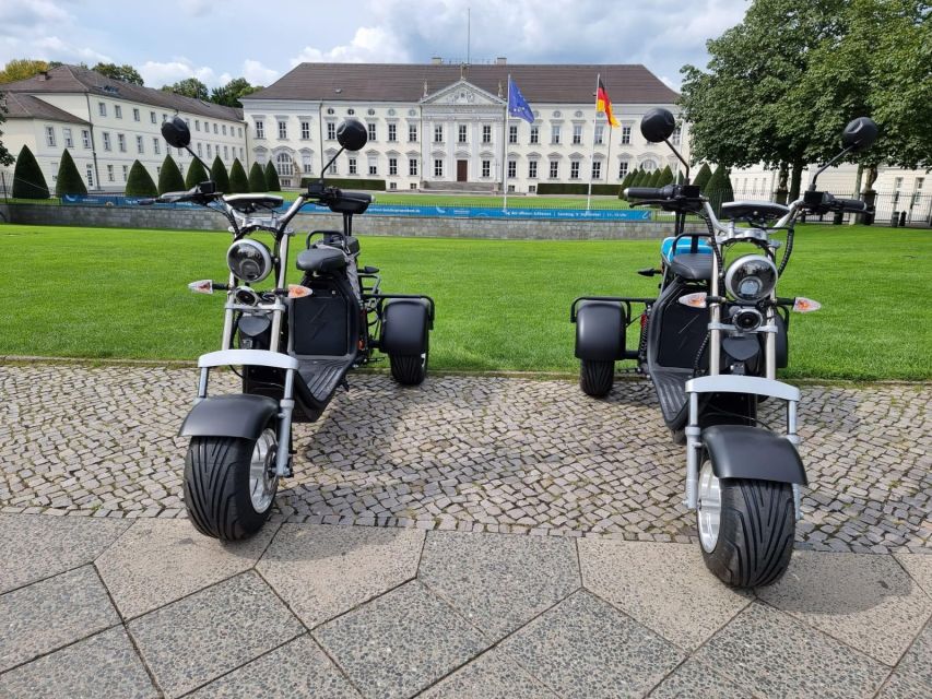 Berlin: 3-Hour Guided Small Group Fat Tire E-Scooter Tour - Checkpoint Charlie and the old border