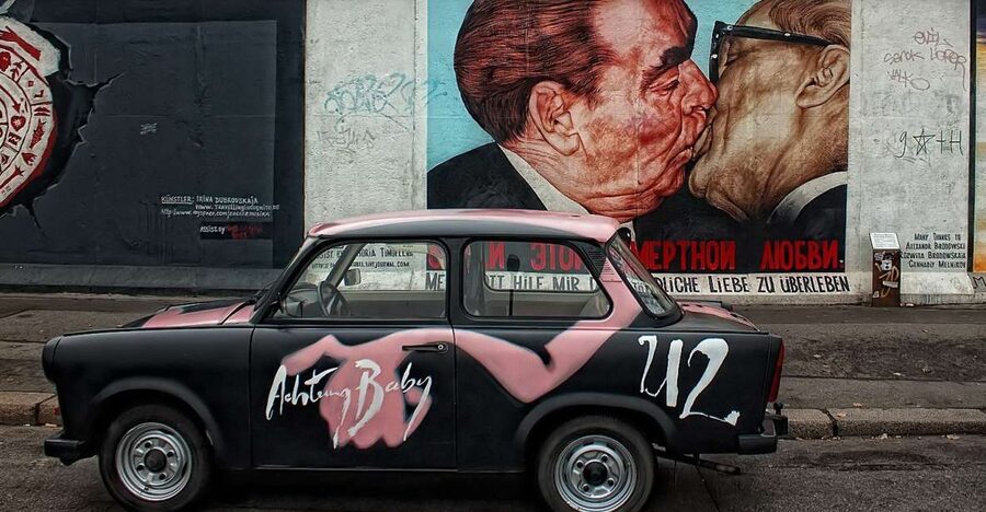 Berlin: 3-Hour Private Tour in French or Italian - What the guide adds in French or Italian