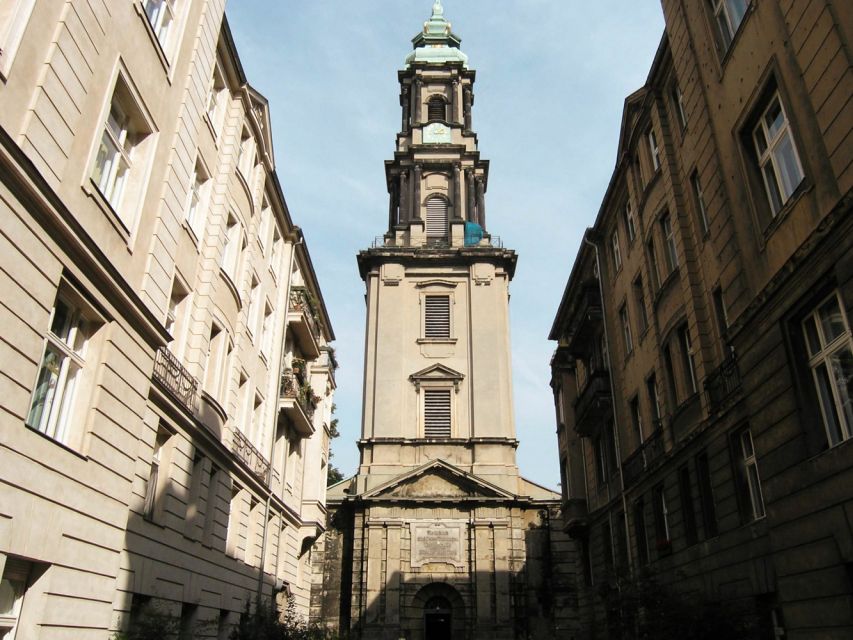 Berlin: Backyards of Berlin 2-Hour Tour - Sophienstraße and the working courtyards