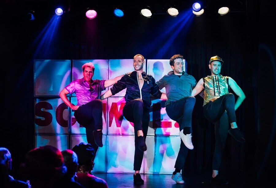 Berlin: BKA Theater "Operetta for two gay tenors" - What the BKA Theater adds to the evening