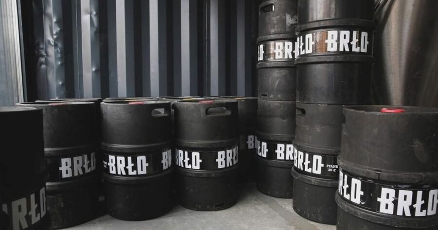 Berlin: BRLO BRWHOUSE Tour and Craft Beer Tasting - Arriving at the container-built BRWHOUSE