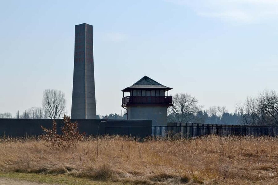 Berlin: Bus excursion to Sachsenhausen concentration camp - Barracks 38 and 39 show daily life