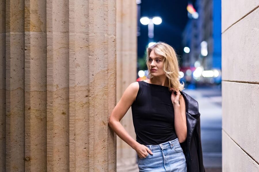 Berlin by Night: Private Photoshoot at Illuminated Cityscape - Who will get the most from this experience?