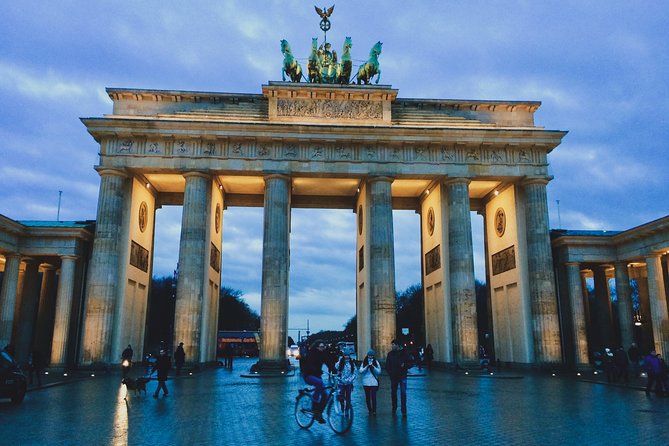 Berlin by Night Private Tour - All Must-See Sites Magically Lit Up at Night - Finishing at the Reichstag and government quarter