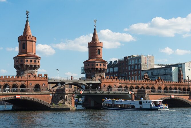 Berlin Center Food Tour with 8+ Authentic Local Tastings - East Side Gallery as the final course