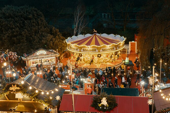 Berlin Christmas Markets Walking Tour - Humboldt Forum brings lights and a newer market setting