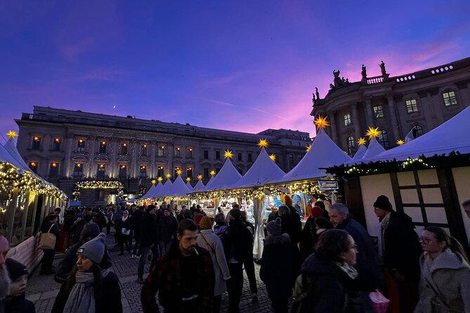 Berlin Christmas Markets Walking Tour - What the guide adds to the evening