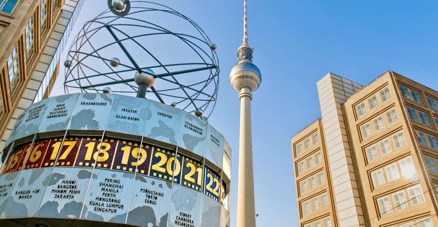 Berlin: City Center Walking Tour - Starting at Alexanderplatz beneath the World Clock