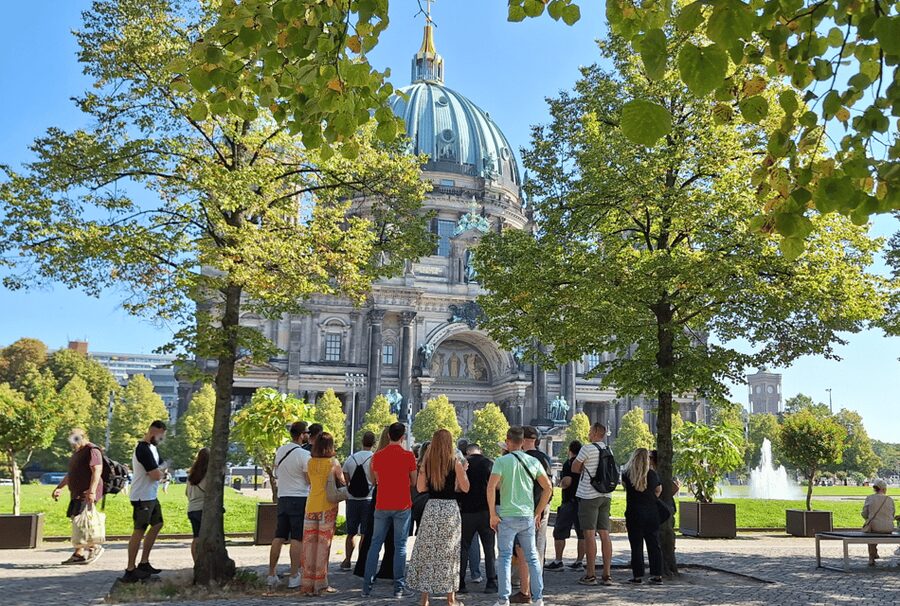Berlin: City Highlights Express & Panorama Roof Terrace - Why this short Berlin walk works