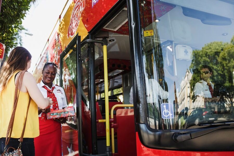Berlin: City Sightseeing Hop-On Hop-Off Bus Tour - Brandenburg Gate, Reichstag, and the government quarter