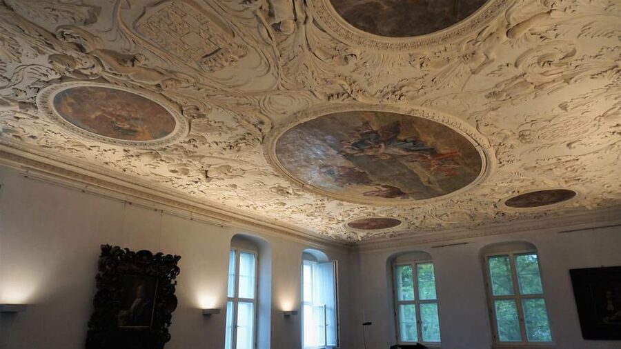 Berlin: Classical concerts in Köpenick Palace - Aurora Hall - Why Köpenick Palace changes the concert experience
