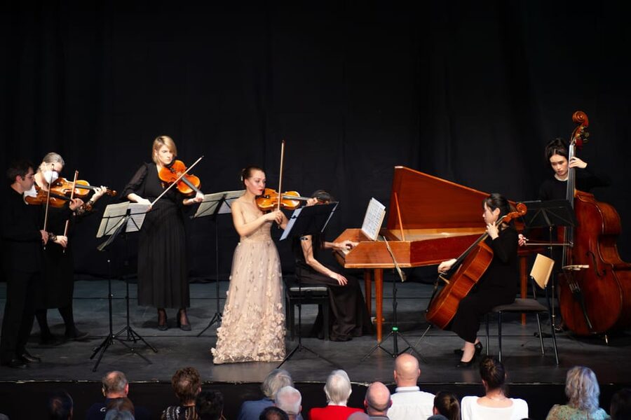 Berlin: Classical concerts in Köpenick Palace - Aurora Hall - Choosing between Mozart, opera, Bach, and Schubert