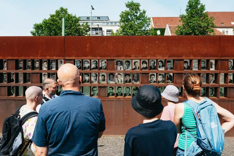 Berlin: Cold War Walking Tour on Berlin Wall Route - Following the Wall From Gesundbrunnen