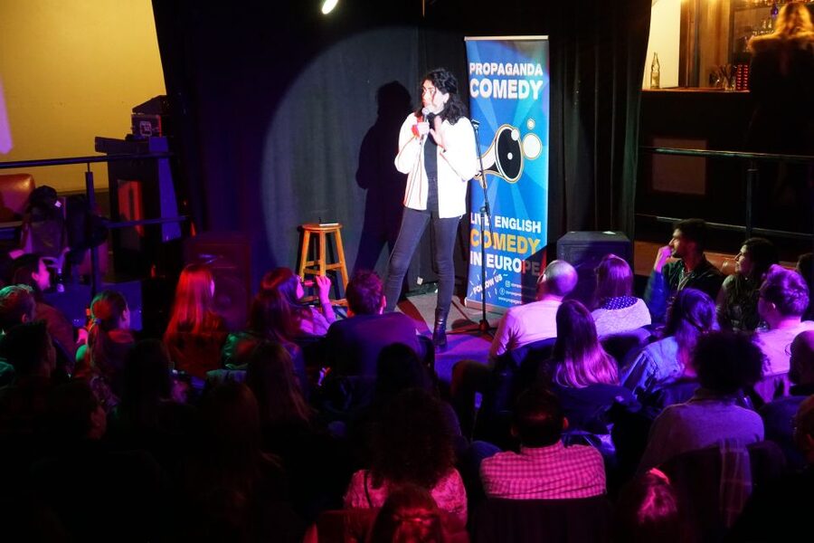 Berlin: Culture Shock Comedy Show - Meeting Chris and settling into the show