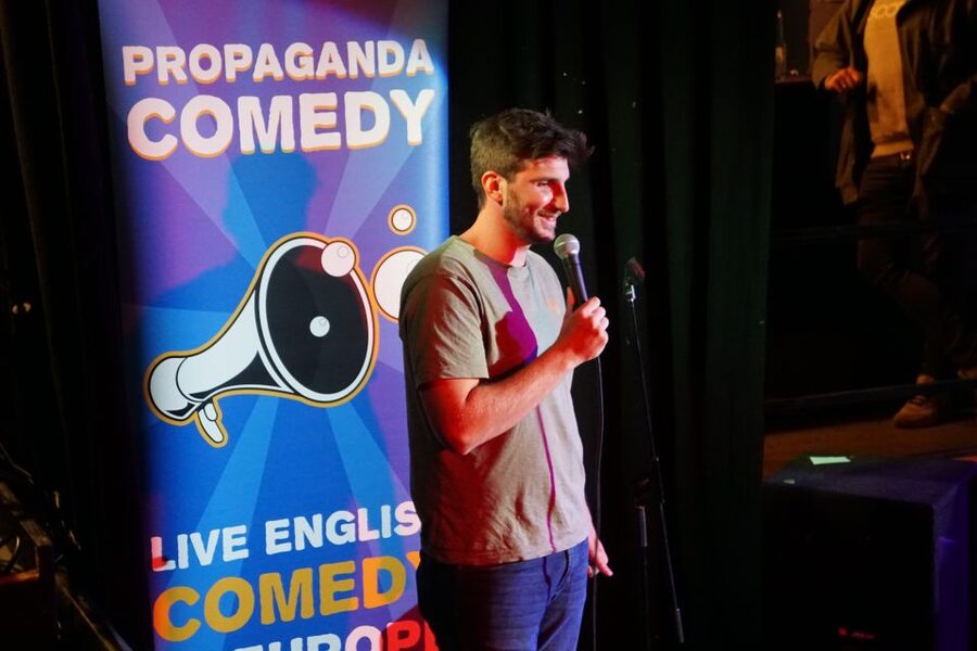 Berlin: Culture Shock Comedy Show - Why the small room matters
