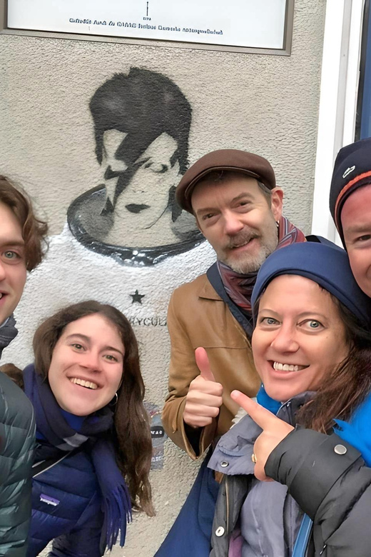 Berlin: David Bowie & 1970s Berlin Guided Walking Tour - Starting with Berlin’s political and cultural fault lines