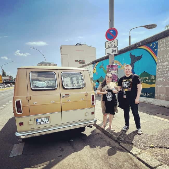 Berlin: DIY & Subculture Sightseeing in a 1972 Ford Van! - Starting at East Side Gallery and the Berlin Wall