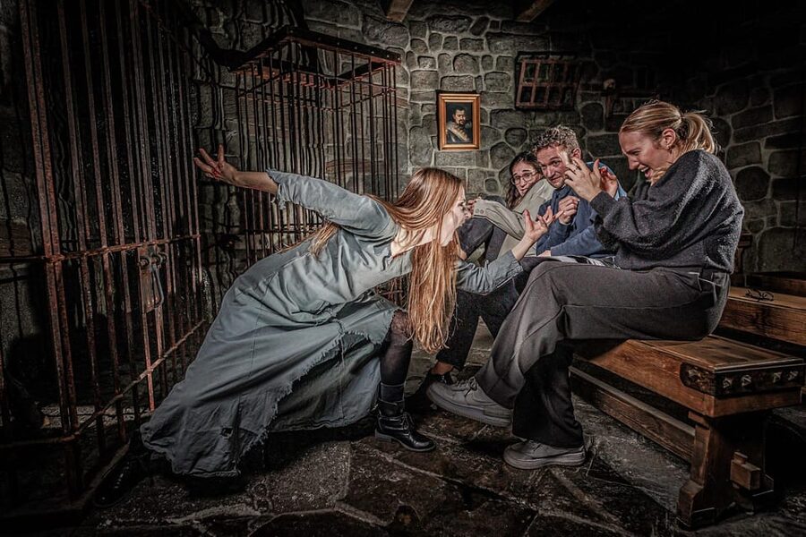 Berlin Dungeon: Happy Hour Ticket - Actors, sets, and the balance of fear and humor