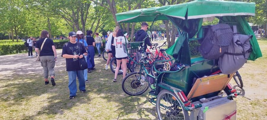 Berlin (E)Bike Tour Historical Highlights in Small groups - Key points at a glance