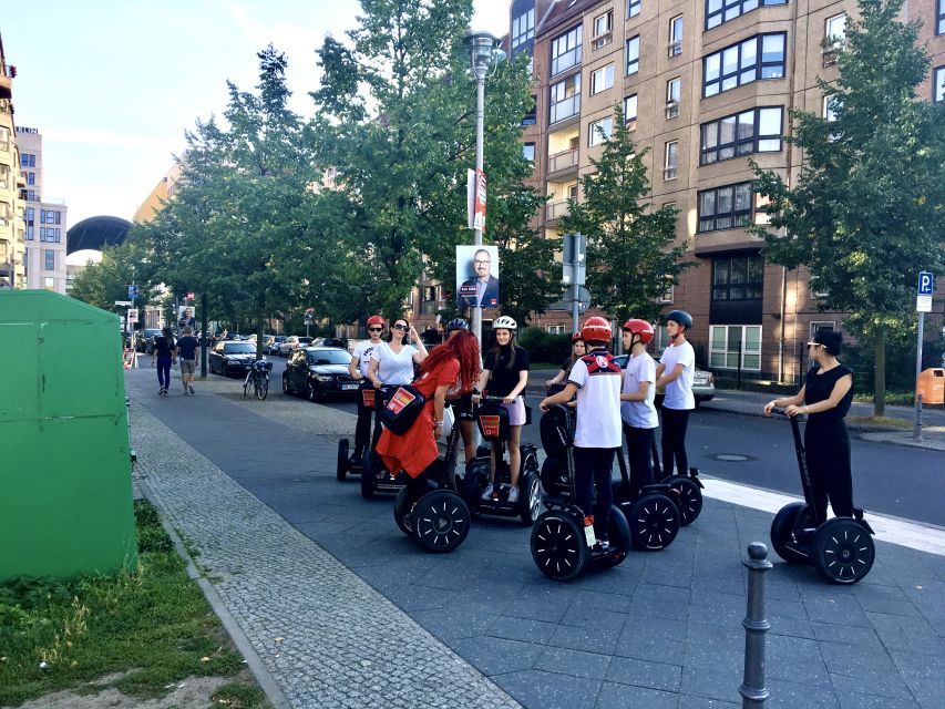 Berlin: East Meets West Segway tour Adventure - Potsdamer Platz, Unter den Linden, and the Spree