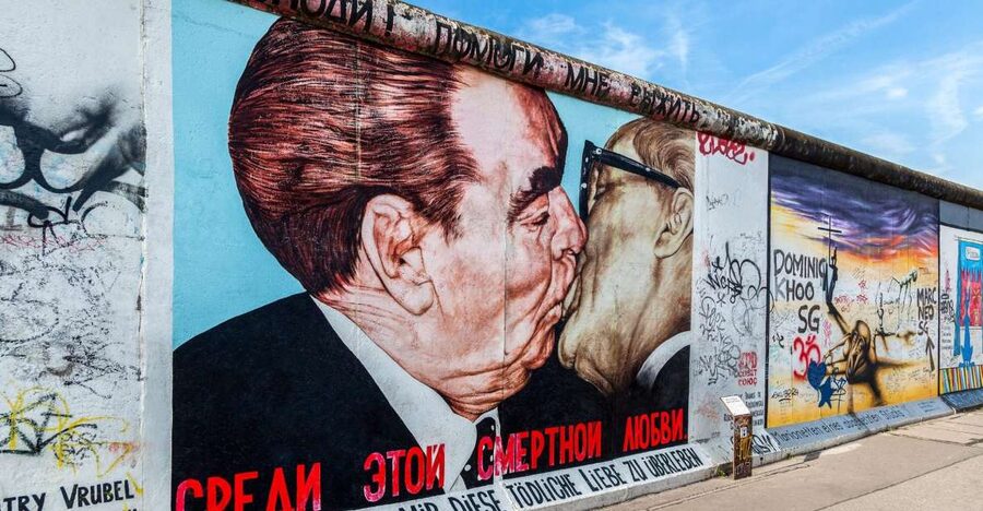 Berlin: East Side Gallery and Cold War Segway Tour - Why a Segway works well in Berlin