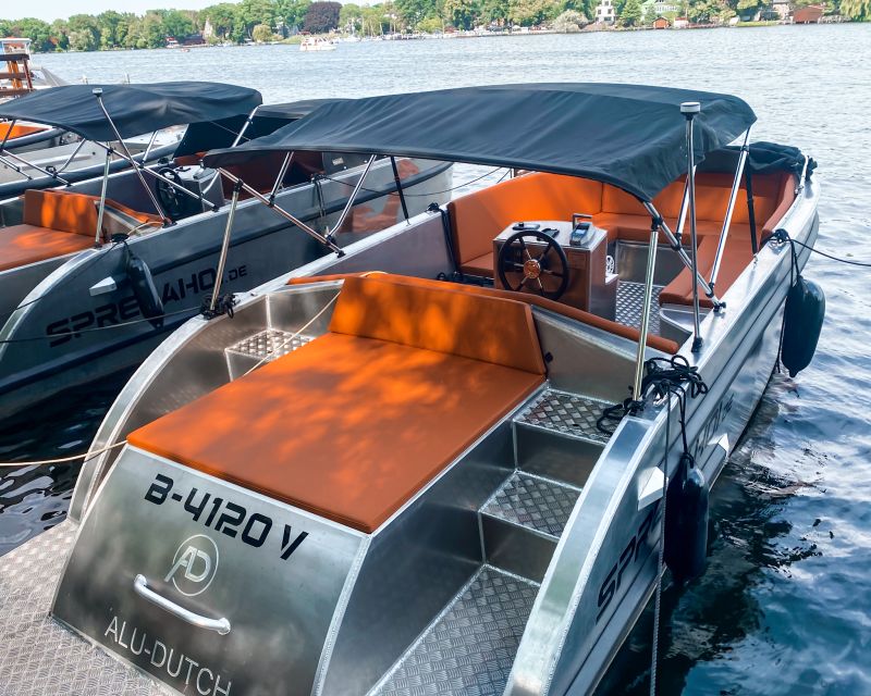 Berlin: Electric Boat Rental for self-driving 2 hrs - Planning a route toward Müggelsee, Treptow, and Rummelsburg