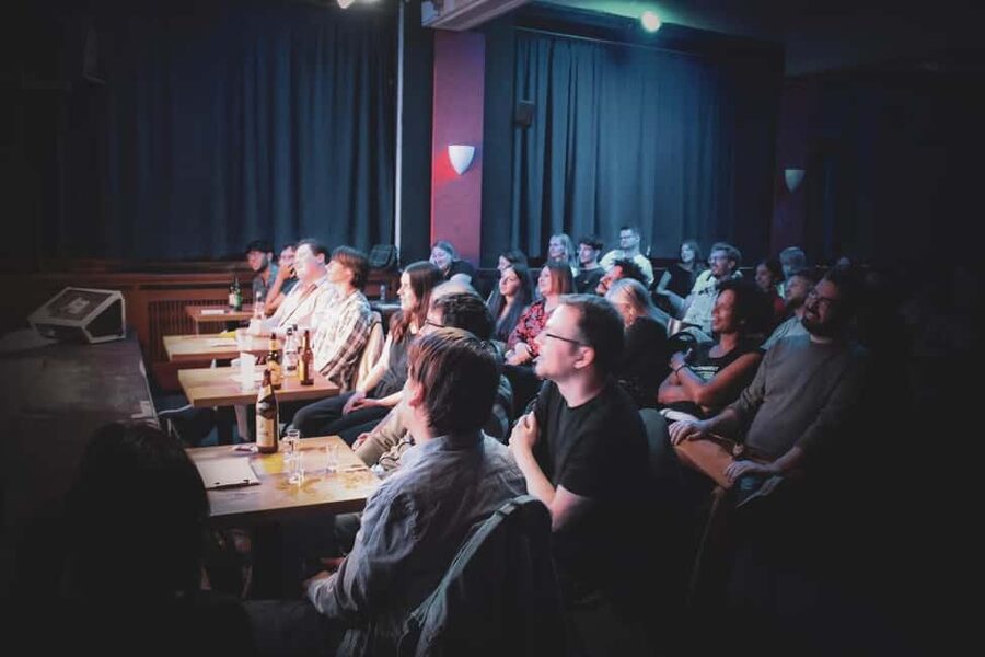 Berlin: English Stand-Up Comedy Show - The 9 pm show and its late finish