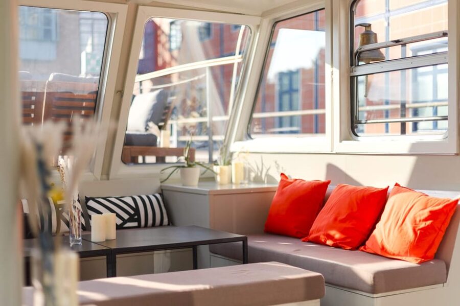 Berlin: Evening Boat Cruise – Romance & Moonlight - Museum Island and Berlin Cathedral